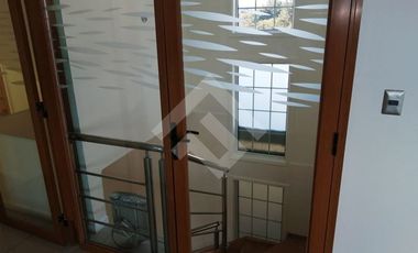 Oficina en Arriendo en a pasos de la Clínica Los Andes