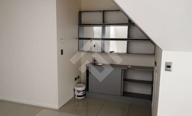 Local Comercial en Arriendo en a pasos de la Clínica Los Andes