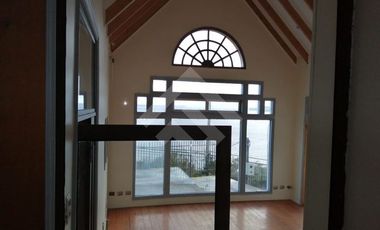 Local Comercial en Arriendo en a pasos de la Clínica Los Andes