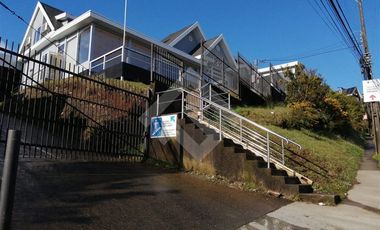 Local Comercial en Arriendo en a pasos de la Clínica Los Andes
