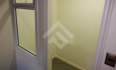 Local Comercial en Arriendo en a pasos de la Clínica Los Andes