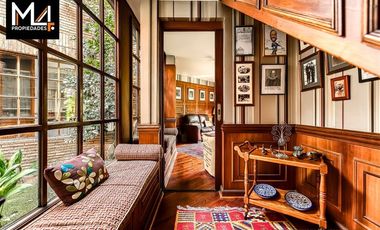 Casa en Venta en Santa Maria de Manquehue/ Camino Agua del Palo