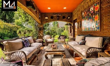 Casa en Venta en Santa Maria de Manquehue/ Camino Agua del Palo