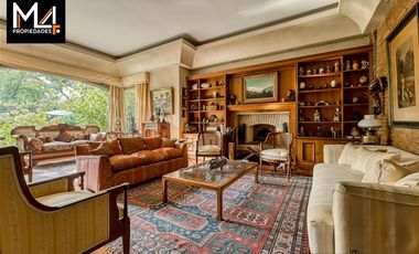 Casa en Venta en Santa Maria de Manquehue/ Camino Agua del Palo