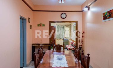 Venta - Casa con dpto independiente - Neuquen Cap.