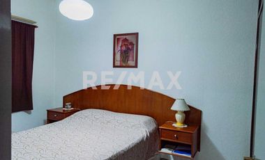 Venta - Casa con dpto independiente - Neuquen Cap.
