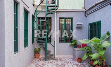 Venta - Casa con dpto independiente - Neuquen Cap.