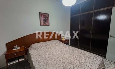 Venta - Casa con dpto independiente - Neuquen Cap.