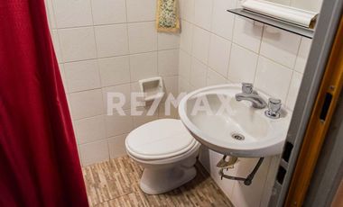 Venta - Casa con dpto independiente - Neuquen Cap.