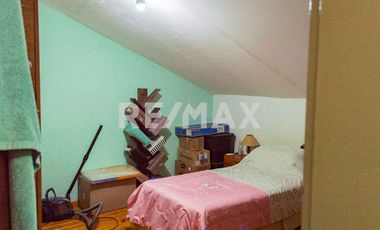 Venta - Casa con dpto independiente - Neuquen Cap.