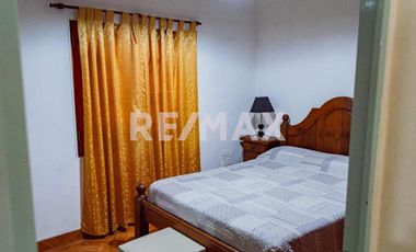 Venta - Casa con dpto independiente - Neuquen Cap.