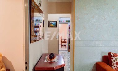 Venta - Casa con dpto independiente - Neuquen Cap.