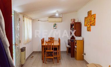 Venta - Casa con dpto independiente - Neuquen Cap.