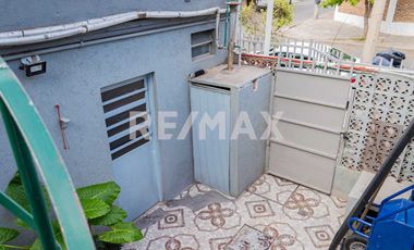 Venta - Casa con dpto independiente - Neuquen Cap.