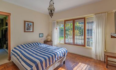 VENTA CASA 7 AMB SOBRE 2 LOTES