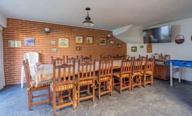 VENTA CASA 7 AMB SOBRE 2 LOTES