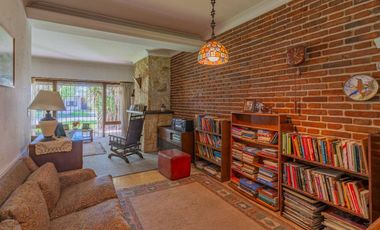 VENTA CASA 7 AMB SOBRE 2 LOTES