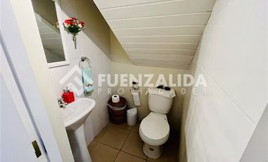 Casa en Venta en Avda. Jorge Alessandri 400 - 600 Quillón