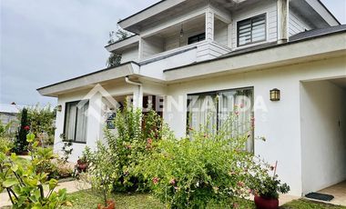 Casa en Venta en Avda. Jorge Alessandri 400 - 600 Quillón