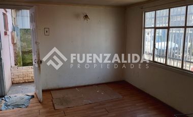 Casa en Venta en Población Diego Portales