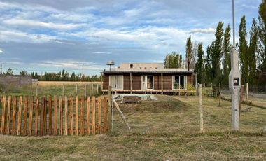 CASA AMOBLADA CON PILETA / 30 mts
