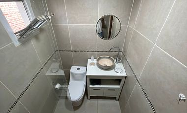 CASA AMOBLADA CON PILETA / 30 mts