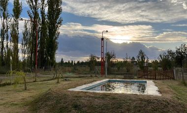 CASA AMOBLADA CON PILETA / 30 mts