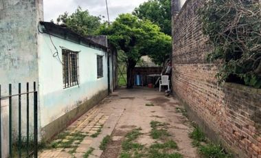 Newbery 237, 1 De Mayo, CaÃ±uelas, Buenos Aires.