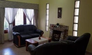 EXCELENTE PROPIEDAD - PERMUTA CASA / LOTE BARRIO CERRADO en CANNING