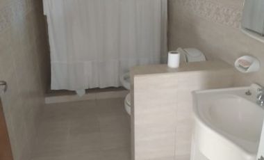 Casa con gran terreno en excelente ubicaciÃ³n de Santo Tome