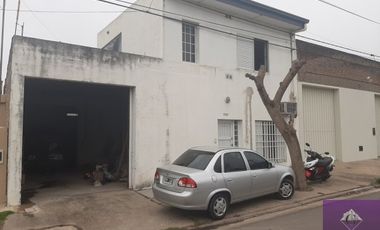 INMOBILIARIA GOMEZ GHISI Y D. FENES NEG INMOB. VENDEN: