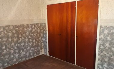 CASA DE 3 AMB CON PARQUE Y ENTRADA DE AUTO