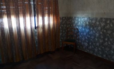 CASA DE 3 AMB CON PARQUE Y ENTRADA DE AUTO