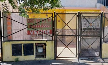 Casa / PH en Venta Bernal Oeste