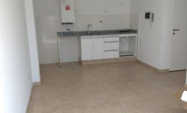 Oportunidad Imperdible 2 Ambientes en Bernal Centro