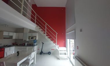 VENTA IMPECABLE DEPARTAMENTO  AMOBLADO Y COCHERA CENTRO DE MERLO