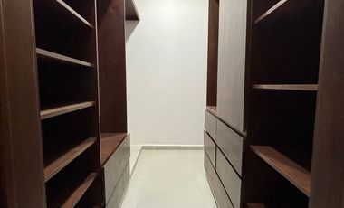 Casa en VENTA en LOMAS DEL DORADO