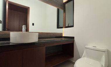 Casa en VENTA en LOMAS DEL DORADO