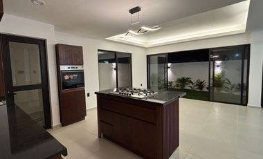 Casa en VENTA en LOMAS DEL DORADO
