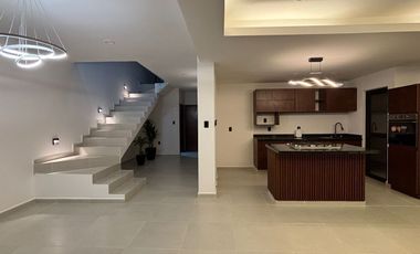 Casa en VENTA en LOMAS DEL DORADO