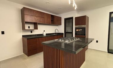 Casa en VENTA en LOMAS DEL DORADO