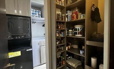 Residencia   paneles. amueblada en Privada  Yucatán Country Club  en Mérida, Yuc