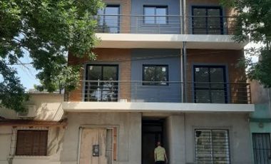 INMOBILIARIA GOMEZ GHISI Y D. FENES NEG INMOB. VENDEN: