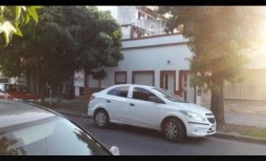 Las Heras 420 - 4 propiedades en un lote ! Ideal inversor !!