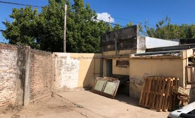 Casa mas departamento a mejorar