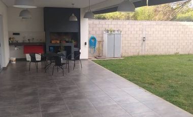Casa Nivel Premium
