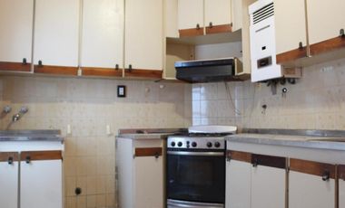 VENDO!! CÃMODA CASA