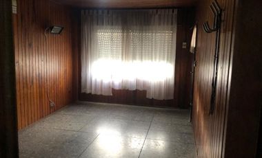 VENTA CASA 3 AMBIENTES LOTE 10x34 FCO VARELA Bosques
