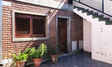DEPARTAMENTO DOS DORMITORIOS EN PLANTA BAJA / ZONA BANCOS