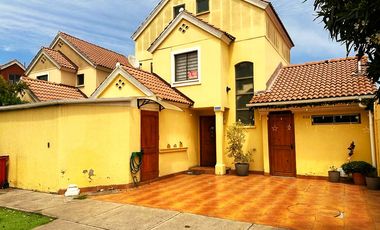 VENTA CASA CON 5 DORMITORIOS 3 BAÑOS EN CONDOMINIO PUDAHUEL
